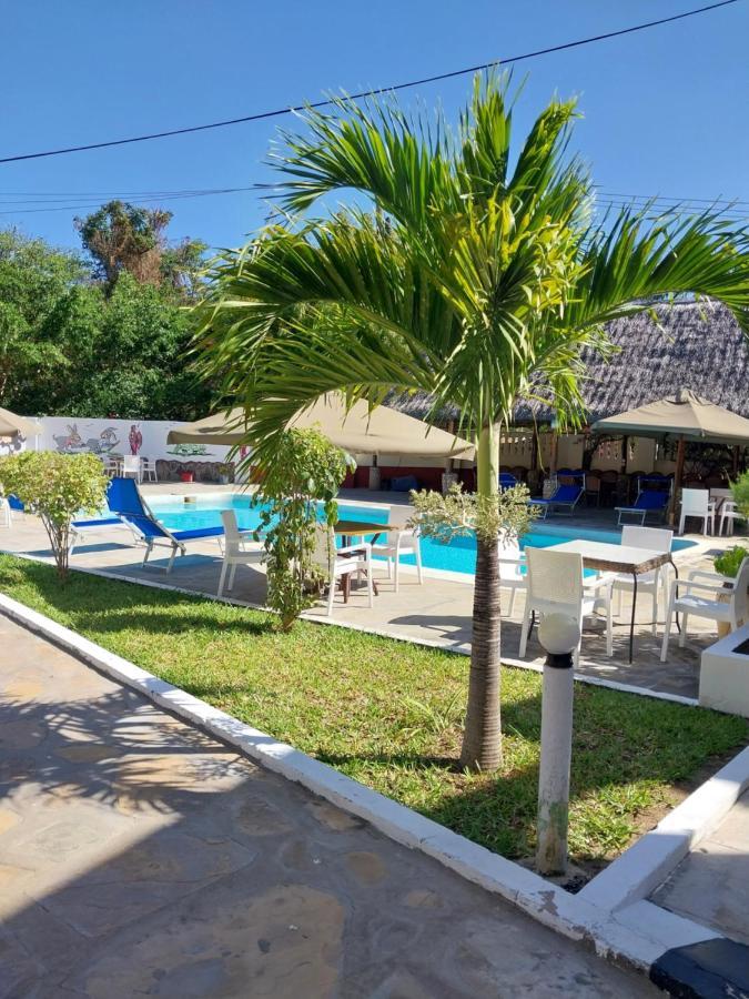 מומבסה Maasai Resort מראה חיצוני תמונה