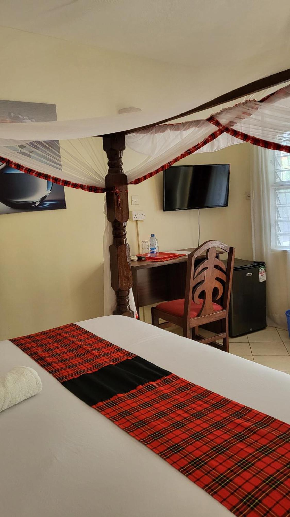 מומבסה Maasai Resort מראה חיצוני תמונה