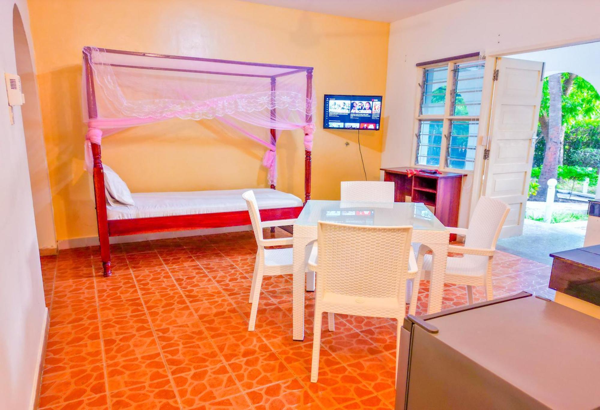 מומבסה Maasai Resort מראה חיצוני תמונה