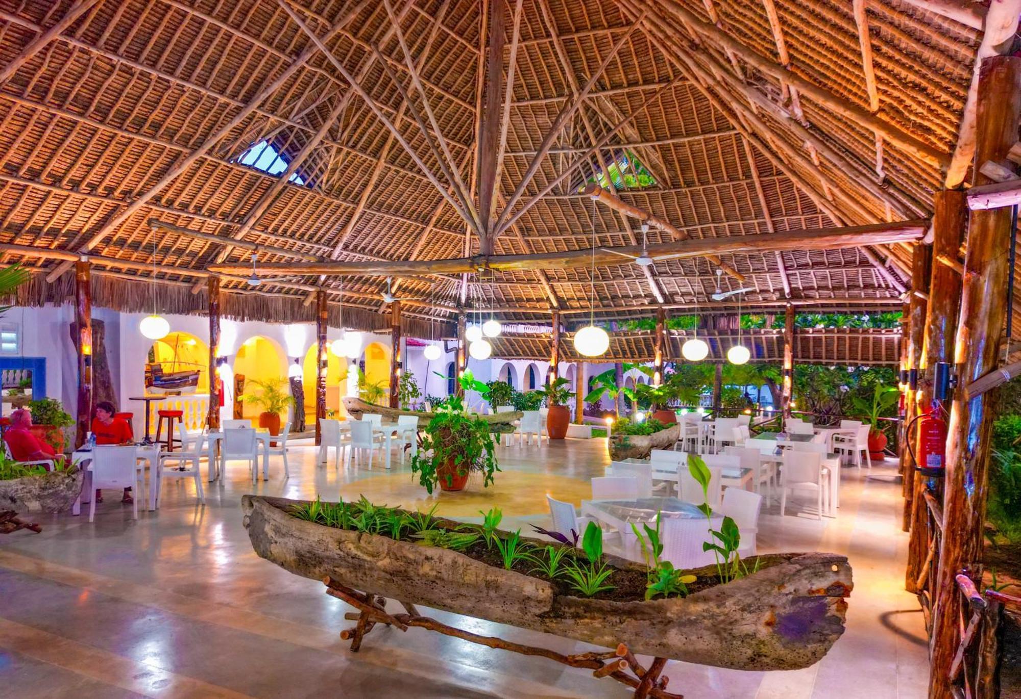 מומבסה Maasai Resort מראה חיצוני תמונה